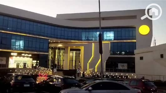 Office for Sale in New Cairo, Cairo - للبيع مقر اداري متشطب بالتكييفات استلام فوري في التجمع الخامس .