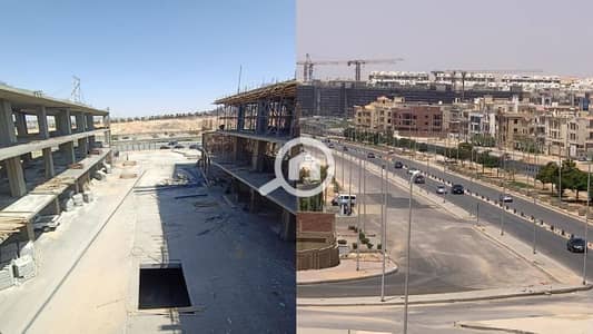 محلات تجارية  للبيع في القاهرة الجديدة، القاهرة - محل ارضي للبيع علي التسعين الشمالي بجوار أكبر مول الأثاث جاهز للمعاينة