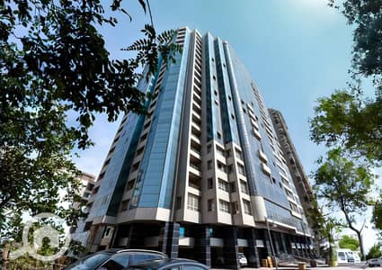 1 Bedroom Flat for Sale in Maadi, Cairo - للبيع شقة استوديوع كورنيش المعادي تشطيب فندقي بالفرش والتكيف فيو النيل