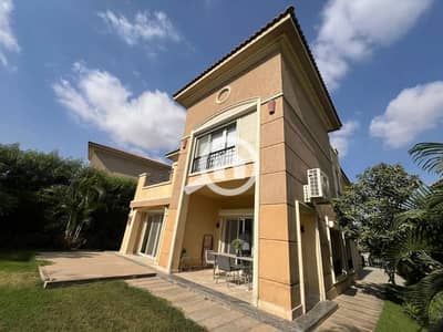 3 Bedroom Townhouse for Sale in Katameya, Cairo - فيلا تاون هاوس بسعر لقطه للبيع استلام فوري في ستون بارك التجمع الخامس