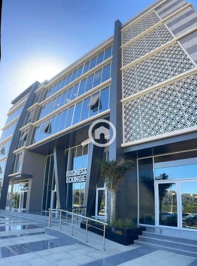 Office for Sale in New Cairo, Cairo - Office for sale ready for immediate delivery on installment and rent at 100 per month with increase