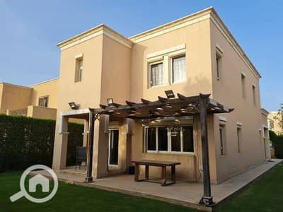 8 Bedroom Villa for Sale in New Cairo, Cairo - فيلا للبيع 700متر في ميفيدا بالتقسيط علي أطول فترة سداد وأقل مقدم