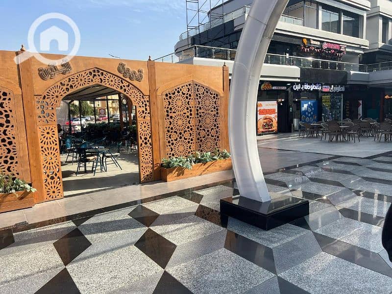 محل دا للبيع العائد بتاعه191 الف في الشهر مع الزيادة في الايجار استلام