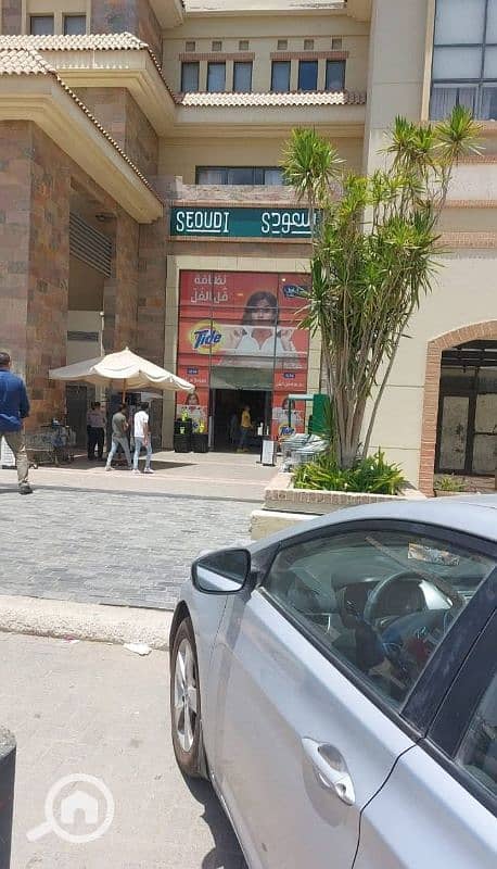 محل بجوار سعودي متاجر245الف في الشهر مع الزيادة وأمام الجامعة الفرنسية محل بجوار سعودي متاجر245الف في الشهر مع الزيادة وأمام الجامعة الفرنسية