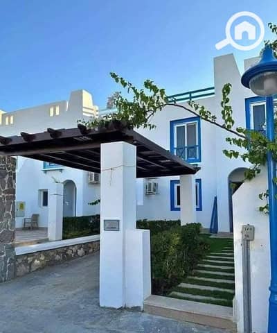 4 Bedroom Townhouse for Sale in North Coast, Matruh - I have a villa in Naya Bay for sale. You will receive it immediately with complete finishing.