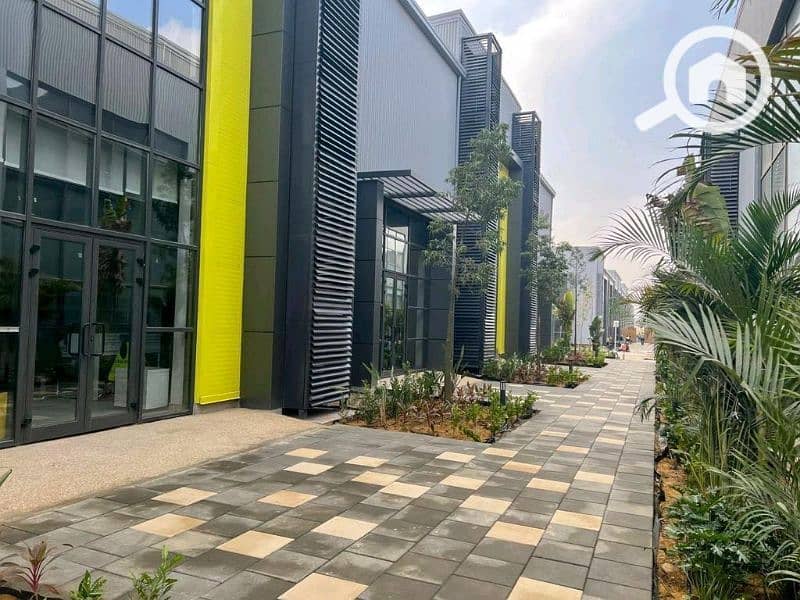 بسعر منخفض مكتب إداري للبيع في District 5 التجمع بتقسيط ومتاح للمعاينة بسعر منخفض مكتب إداري للبيع في District 5 التجمع بتقسيط ومتاح للمعاينة