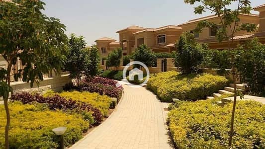تاون هاوس 4 غرف نوم للبيع في القاهرة الجديدة، القاهرة - التجمع الخامس امتلك تاون هاوس كمبوند تلال إيست اقساط 10 سنين