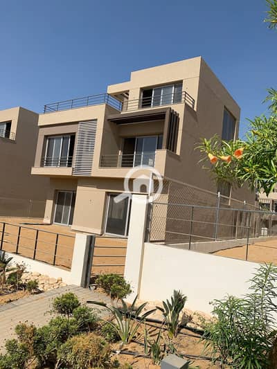 3 Bedroom Townhouse for Sale in New Cairo, Cairo - 9 years installment in Palm Hills New Cairo townhouse villa for sale at the lowest price