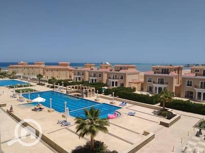 شقة 1 غرفة نوم للايجار في الغردقة، البحر الأحمر - For rent long term 1 bd apartment with 5 share s pool&private beach