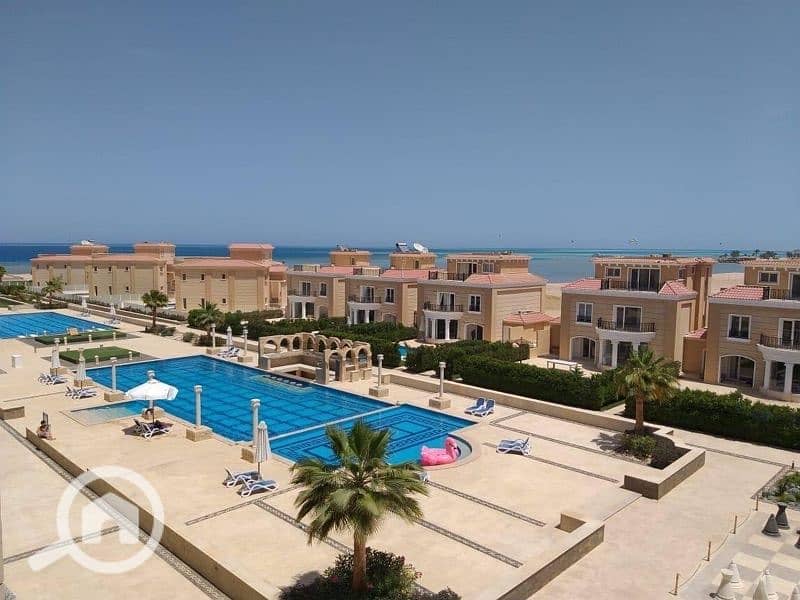 For rent long term 1 bd apartment with 5 share s pool&private beach