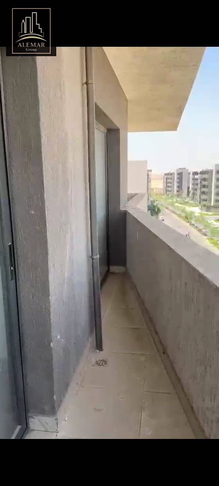 9 1000428854. png