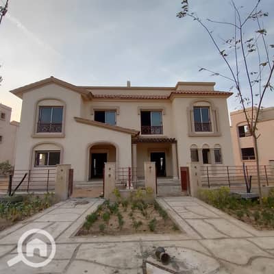 3 Bedroom Twin House for Sale in Madinaty, Cairo - 267b96a0-baa5-457f-8486-4bd196b6e8ae. jpg