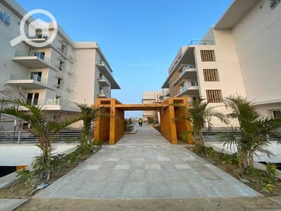 3 Bedroom Flat for Sale in 6th of October, Giza - IMG-20250225-WA0126. jpg