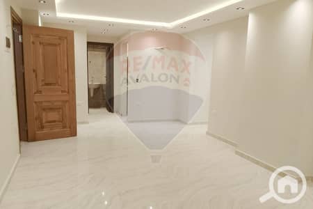 Office for Rent in Saba Pasha, Alexandria - 1. jpg