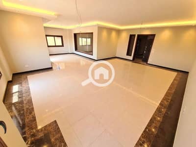 3 Bedroom Flat for Sale in Katameya, Cairo - شقة 3غرف ڤيو مفتوح في كومبوند ويست جولف بتقسيط بسعرالقديم لضرورة البيع