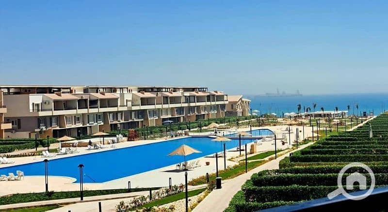 دورين شايف البحر بتقسيط علي 9سنين للبيع من وداي دجله في مورانو السخنه