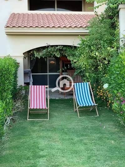 3 Bedroom Chalet for Sale in Ain Sukhna, Suez - شالية شايف البحر بالكامل و علي حمام سباحه للبيع في لافيستا توباز