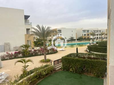 2 Bedroom Chalet for Sale in North Coast, Matruh - شالية غرفتين متشطب بالتكيفات والمطبخ للبيع في ازها الساحل الشمالي