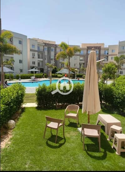 2 Bedroom Chalet for Sale in North Coast, Matruh - هبيع شالية أرضي بجاردن علي حمام سباحه في مارسيليا بيتش بسعر لقطه