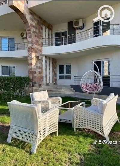 3 Bedroom Townhouse for Sale in North Coast, Matruh - ببيع فيلا علي البحر مباشرة و معاها برايفيت بول في مارسيليا بيتش 4
