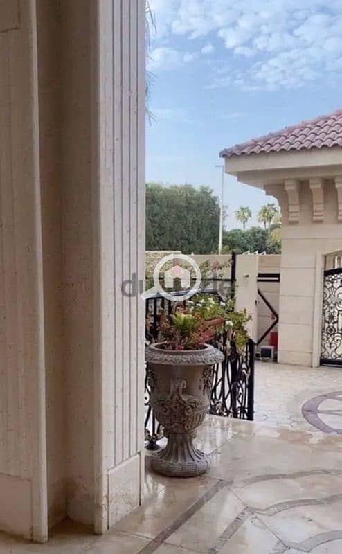 ‎استلام فورا ڤيلا استاندالون للبيع في التجمع جنب حي القرنقل ريفيرا