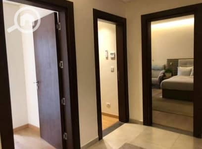 فلیٹ 3 غرف نوم للبيع في القاهرة الجديدة، القاهرة - شقه للبيع 3 غرف متشطبه سمارت هوم ف التجمع بالسعر القديم جاهزه للمعاينه