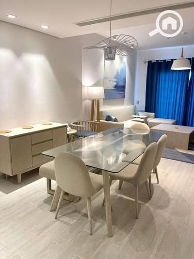 4 Bedroom Apartment for Sale in New Cairo, Cairo - شقه للبيع في التجمع بجاردن خاص متشطبه بالكامل جاهزه للمعاينه بخصم 30%