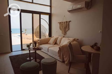تاون هاوس 3 غرف نوم للبيع في العين السخنة، السويس - Villa with garden for sale from the owner inAin Sokhna in installments