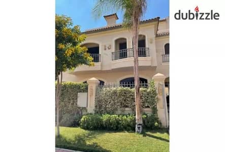 3 Bedroom Townhouse for Sale in Shorouk City, Cairo - لافيستا كمبوند الباتيو 5 إيست تاون هاوس كورنر للبيع اقساط 5 سنين