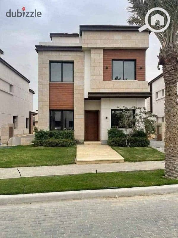 Villa for sale in Azzar installment completion, area 303 meters