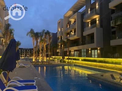 3 Bedroom Flat for Sale in Shorouk City, Cairo - الباتيو كازا شقه بحديقه كبيره للبيع استلام فوري اقساط 5 سنين
