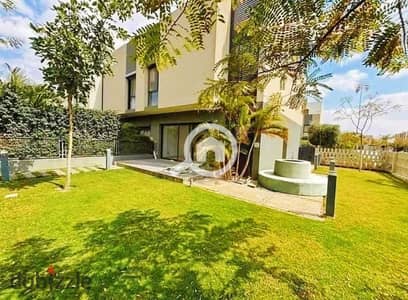 4 Bedroom Townhouse for Sale in Shorouk City, Cairo - Villa for sale without down payment next to the medical center and in front of Madinaty and in installments over 8 years