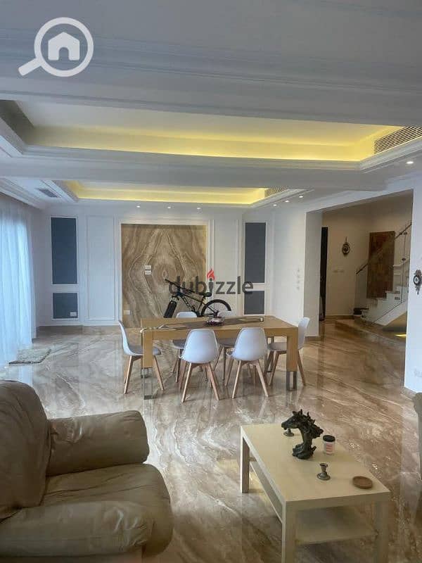 شقه بروف بنتهاوس لقطه للبيع في الباتيو patio لافيستا التجمع أمام Auc
