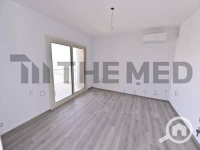 3 Bedroom Duplex for Sale in 6th of October, Giza - IMG-20250707-WA0052. jpg