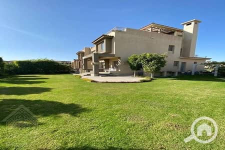 5 Bedroom Villa for Sale in 6th of October, Giza - Background (5). png