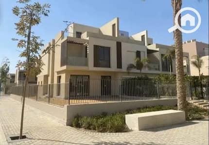 5 Bedroom Villa for Sale in Sheikh Zayed, Giza - IMG_٢٠٢٥٠٣٢٠_١٢٥٧٣٣. jpg