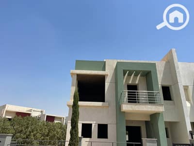 توين هاوس 4 غرف نوم للبيع في مدينتي، القاهرة - ab5224c8-9ceb-4621-b15d-aa429d58d323. jpg