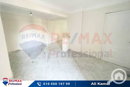 شقة 2 غرفة نوم للايجار في زيزينيا، الإسكندرية - 2. jpg