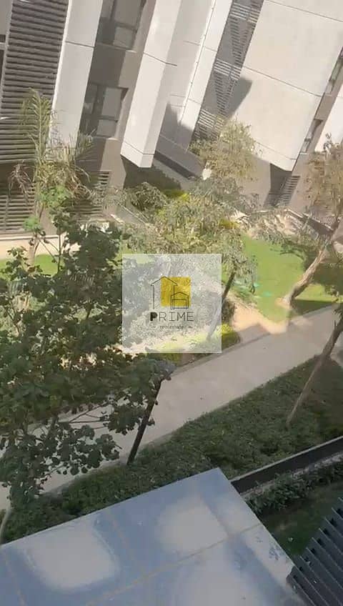 10 WhatsApp Image 2025-07-09 at 18.16. 00_68326f1b. jpg