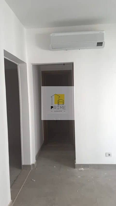 11 WhatsApp Image 2025-07-09 at 18.16. 00_d047ce91. jpg