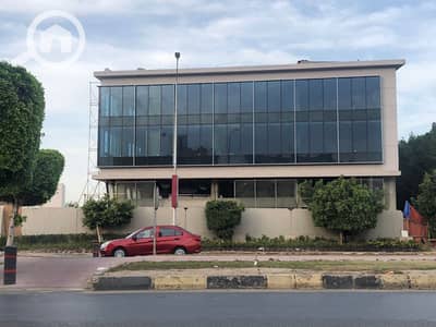 عيادة  للبيع في الشيخ زايد، الجيزة - WhatsApp Image 2023-06-05 at 4.40. 55 PM. jpeg