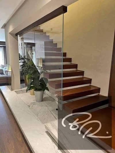 4 Bedroom Villa for Sale in New Cairo, Cairo - 516754105_604206879427378_4124357364512655201_n. jpg
