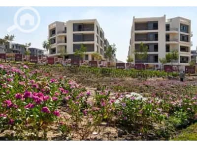 4 Bedroom Flat for Sale in New Cairo, Cairo - 6138b3675768e137851391. jpg