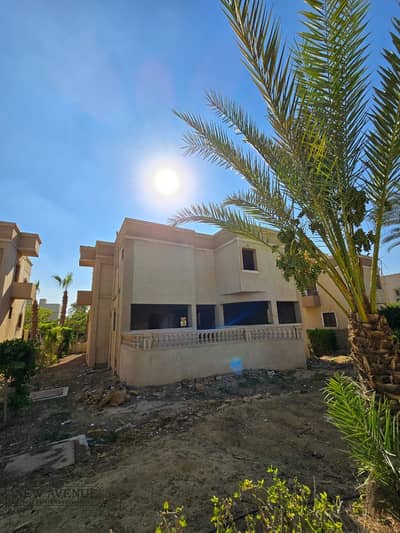 10 Bedroom Villa for Sale in Shorouk City, Cairo - ABDEL. jpg
