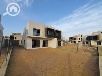 5 Bedroom Twin House for Sale in Sheikh Zayed, Giza - WhatsApp Image 2025-07-10 at 15.35. 01_67285f55. jpg