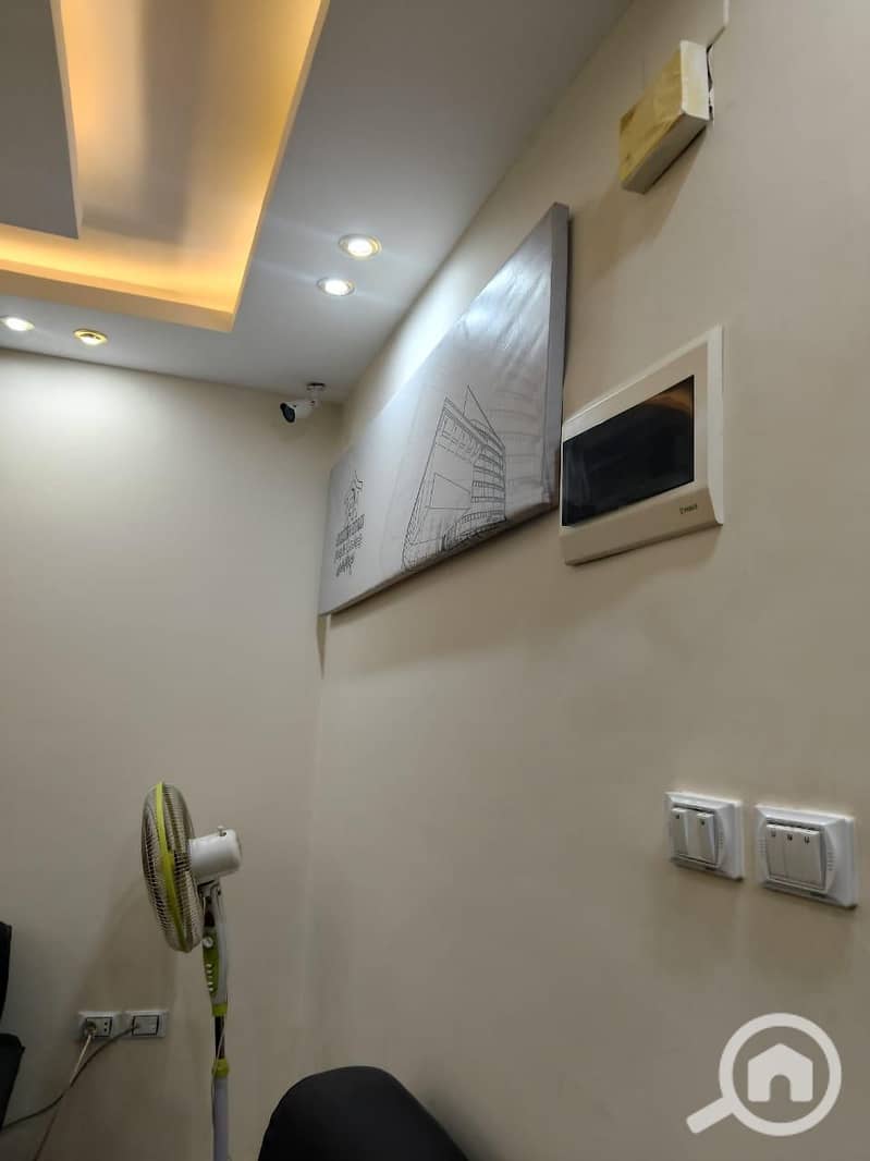 8 a176a13f-84ca-4ae9-ae8d-ef5ba54b6ea2. jpg