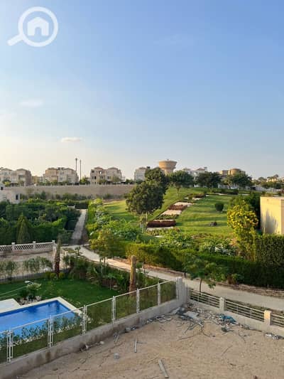 فیلا 5 غرف نوم للبيع في 6 أكتوبر، الجيزة - IMG-20250705-WA0050. jpg