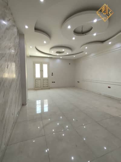 3 Bedroom Flat for Sale in Dokki, Giza - WhatsApp Image 2025-05-27 at 18.55. 50. jpeg