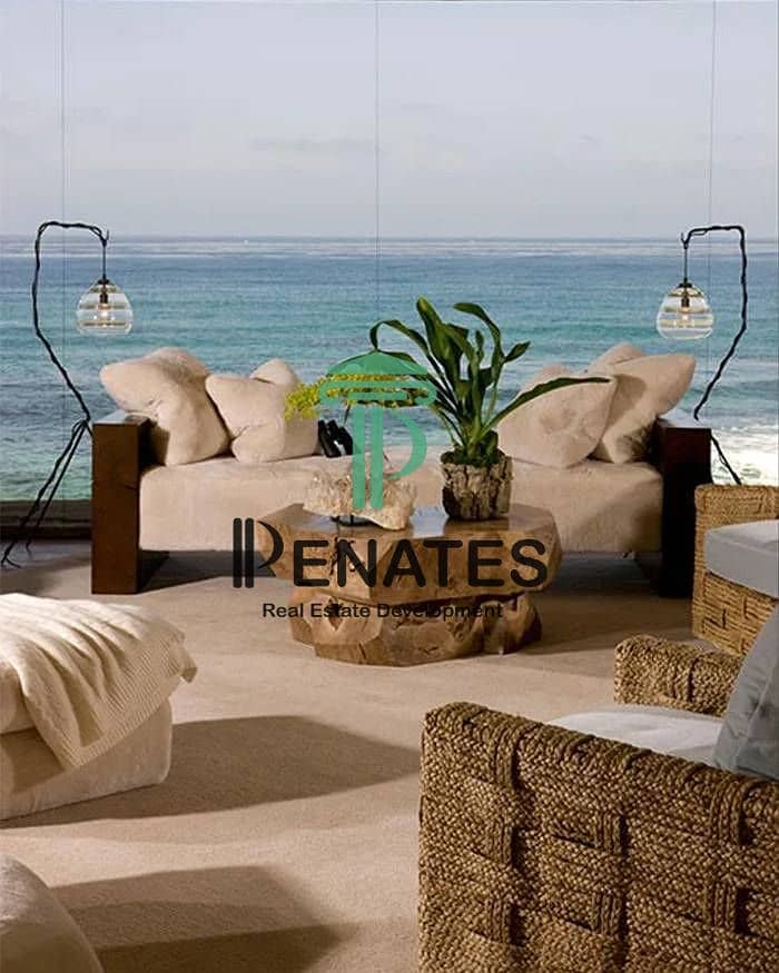 9 ChaiseA-California-Beach-House-With-Mountain-Style-Mark-Boone-Interiors-Mimi-London. jpg