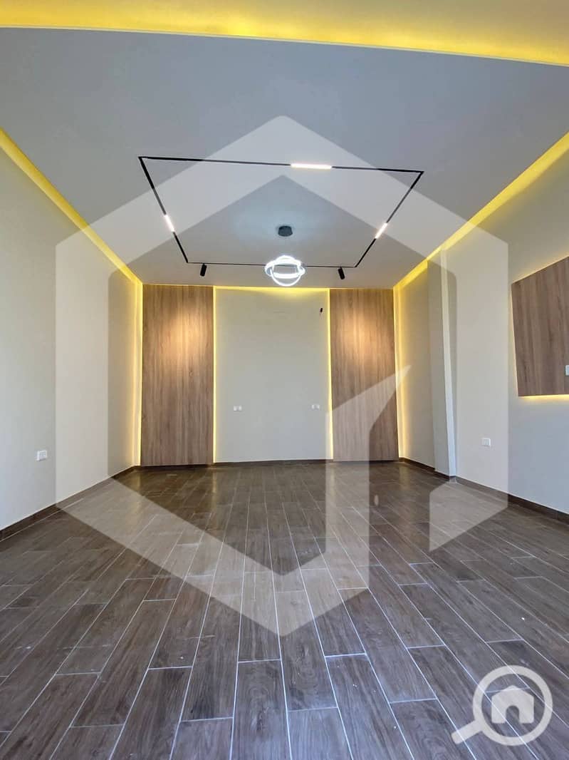 2 Zayed Regency 2. jpg